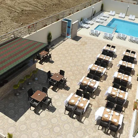 Hotel Harmony